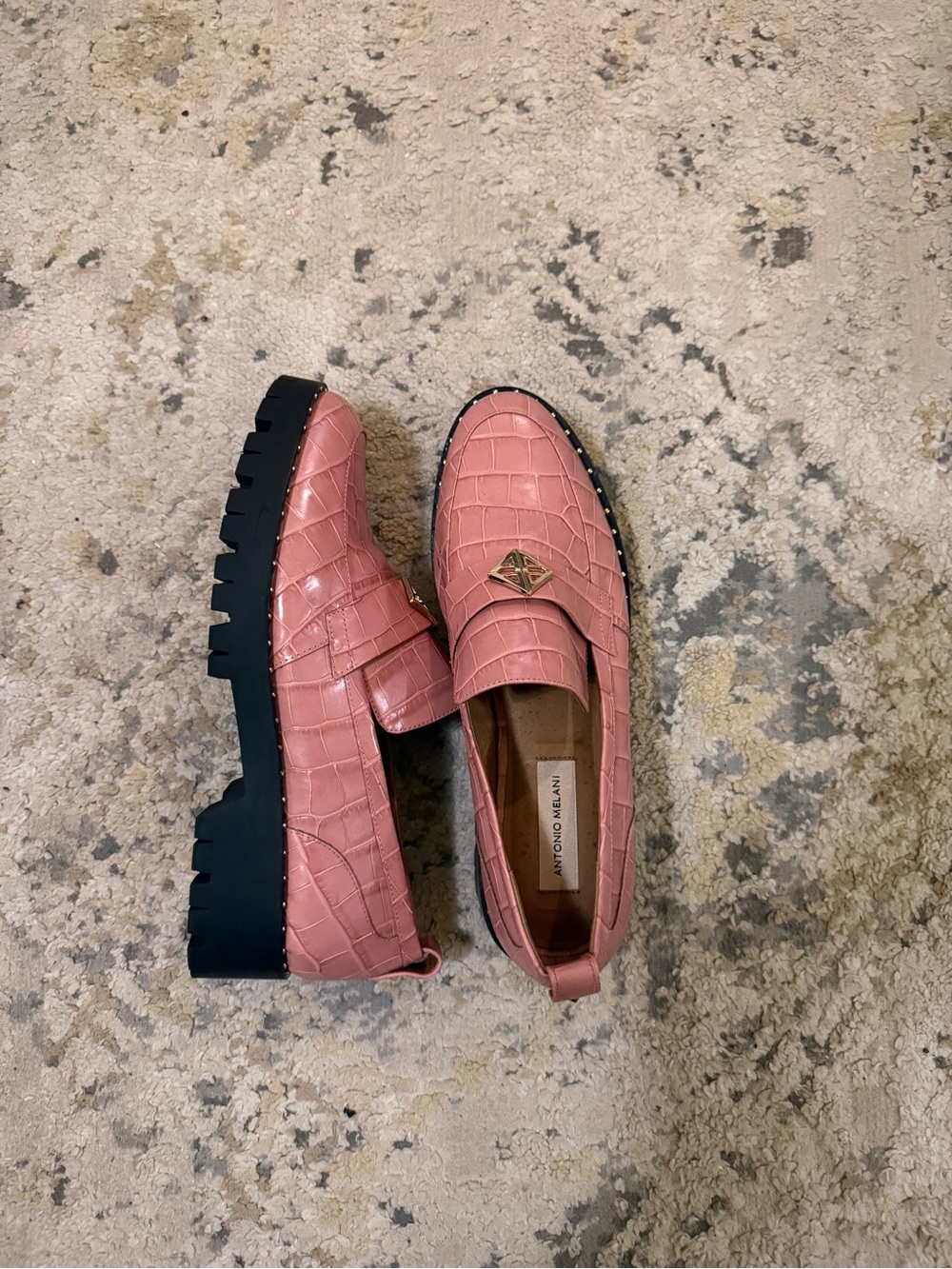 ANTONIO MELANI Pink Croc-Embossed Loafers with Black Lug Sole